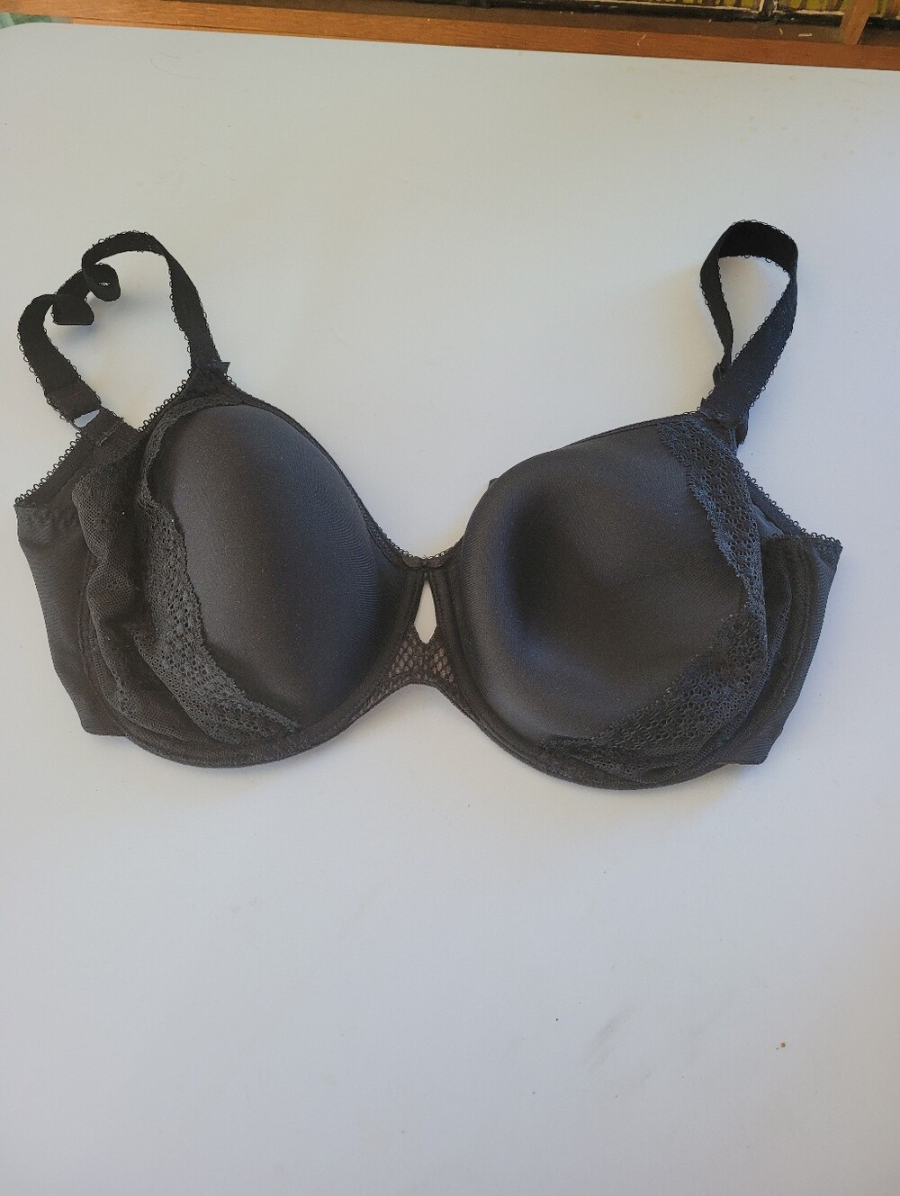 Elomi 34I Charley Cut Out Moulded T-shirt Black Lace-Trim Underwire Bra